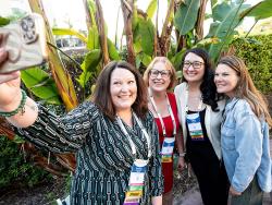 AAACN members smiling for a picture
